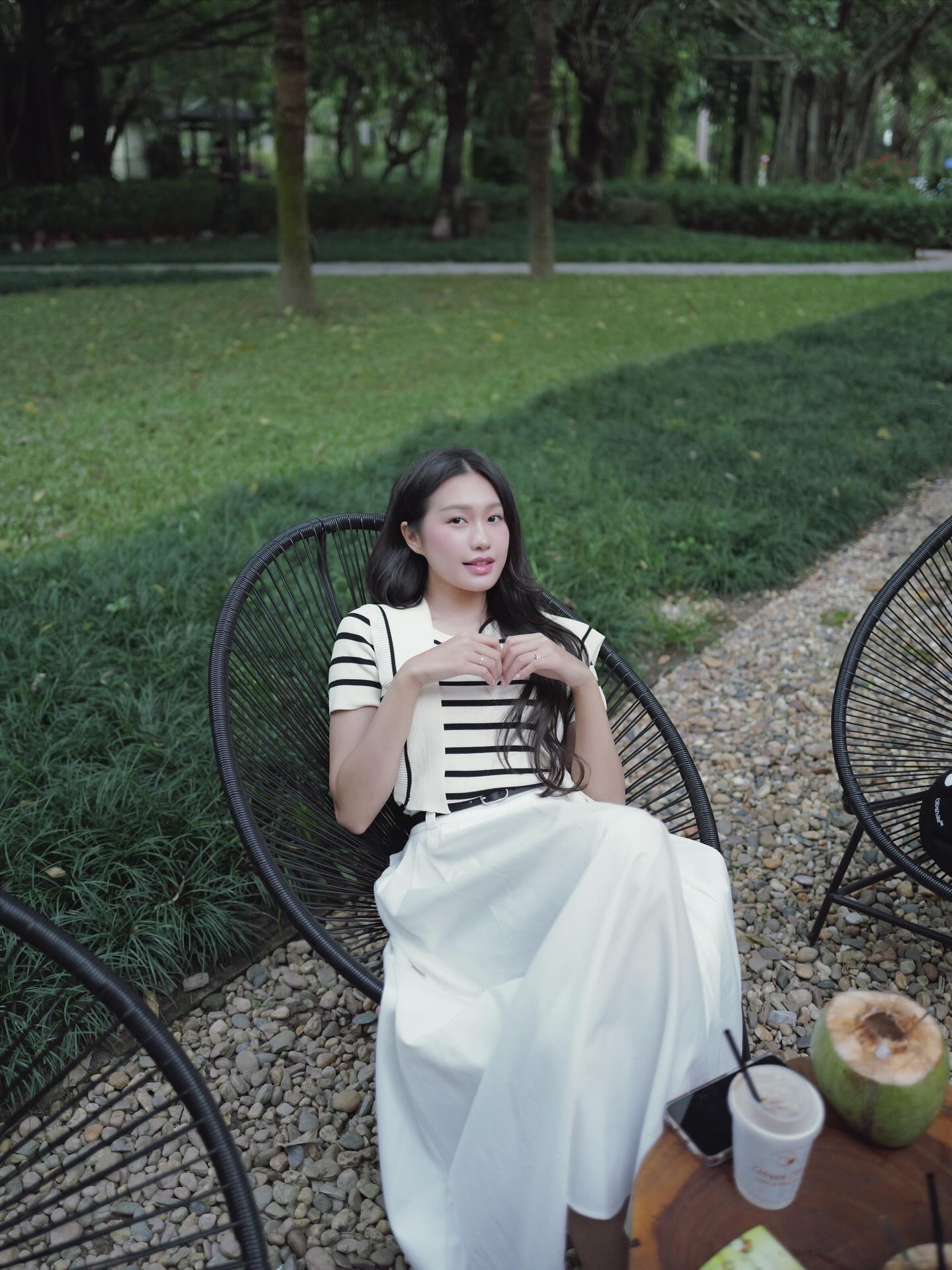 Tiểu thư Doãn Hải My khiến dân mạng ngẩn ngơ vì nhan sắc nàng thơ, Văn Hậu số hưởng thật!- Ảnh 2. Tiểu thư Doãn Hải My khiến dân mạng ngẩn ngơ vì nhan sắc nàng thơ, Văn Hậu số hưởng thật!- Ảnh 2.