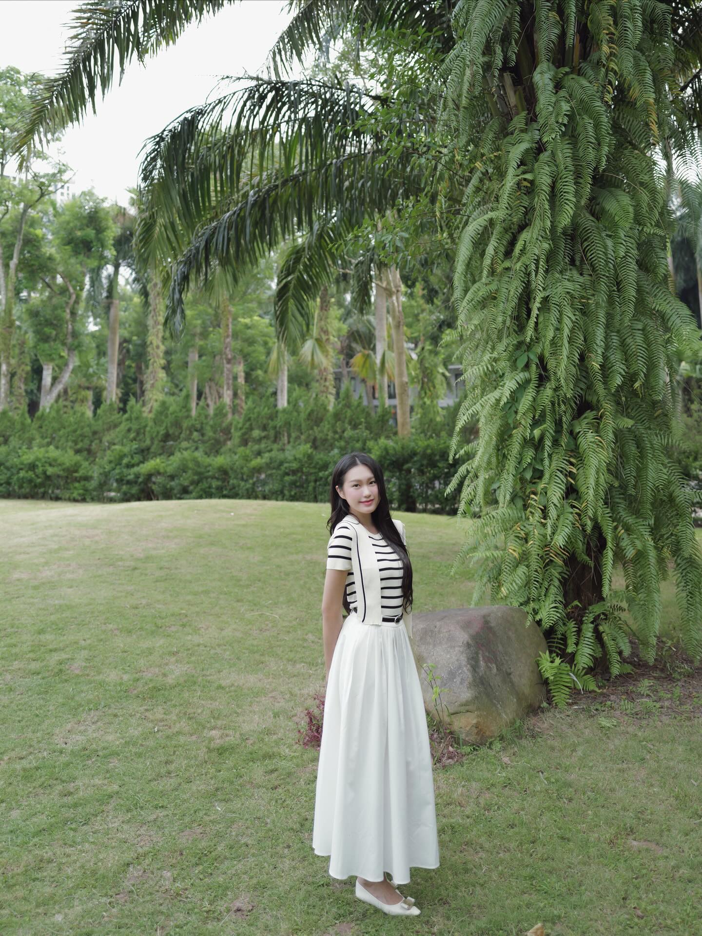 Tiểu thư Doãn Hải My khiến dân mạng ngẩn ngơ vì nhan sắc nàng thơ, Văn Hậu số hưởng thật!- Ảnh 4. Tiểu thư Doãn Hải My khiến dân mạng ngẩn ngơ vì nhan sắc nàng thơ, Văn Hậu số hưởng thật!- Ảnh 4.