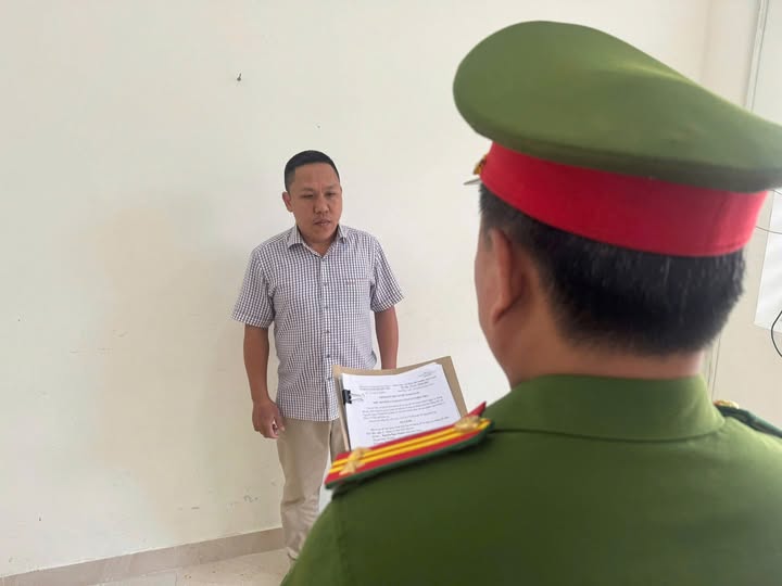 Thực hiện lệnh bắt tạm giam "Tổng Giám đốc" Nguyễn Ngọc Thành, sinh năm 1981- Ảnh 1.