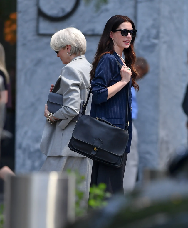 Bắt đầu thất vọng về Anne Hathaway: Yêu nữ hàng hiệu của 20 năm trước có thể thành dĩ vãng- Ảnh 18.