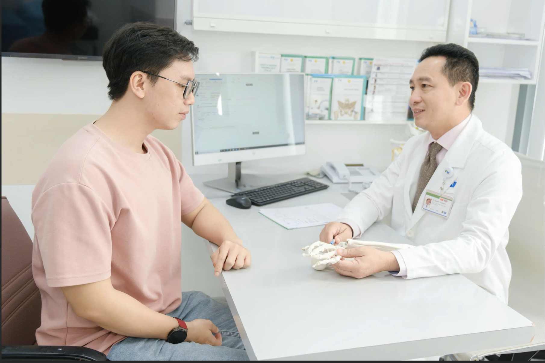 Chơi thể thao để vui khỏe, không phải để thành bệnh nhân!- Ảnh 2.