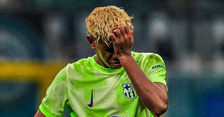 Lamine Yamal bị quấy rối- Ảnh 1. Lamine Yamal bị quấy rối- Ảnh 1.