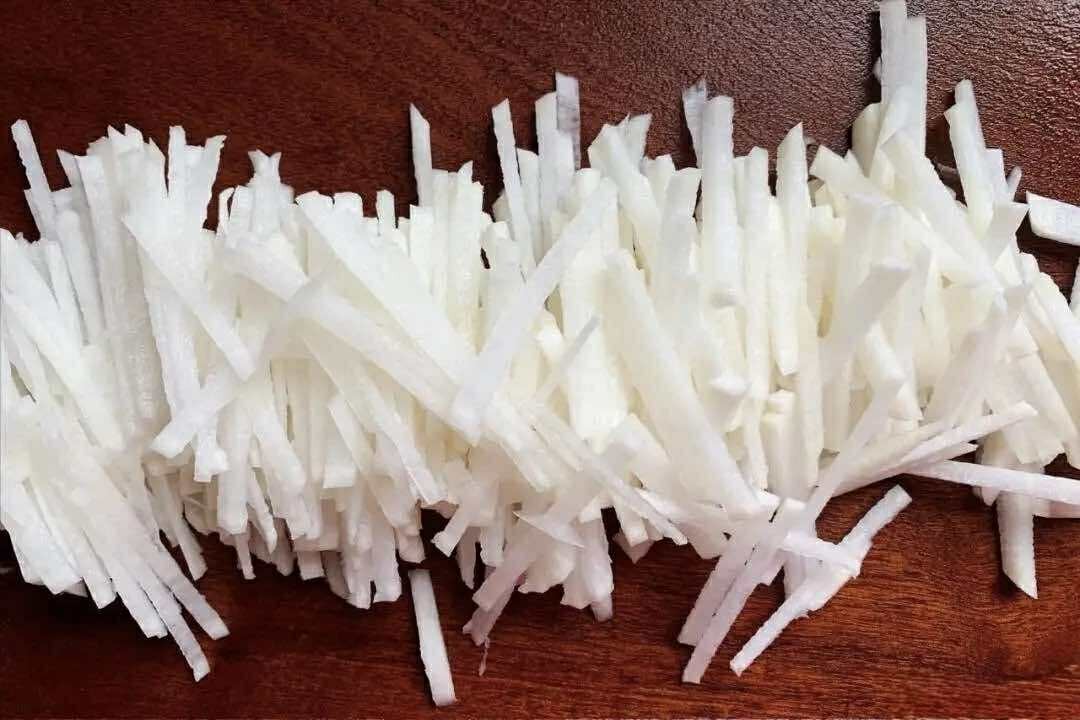 Người sành ăn sẽ ưu ái chọn 5 loại cá này vào mùa đông: Hương vị béo ngậy và ngon miệng lại rất dễ chế biến- Ảnh 5.