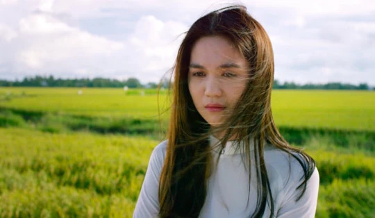 5 nữ diễn viên để mặt mộc đẹp nhất Việt Nam: Phương Anh Đào bất ngờ bét bảng, hạng 1 bị chê không xứng đáng- Ảnh 4. 5 nữ diễn viên để mặt mộc đẹp nhất Việt Nam: Phương Anh Đào bất ngờ bét bảng, hạng 1 bị chê không xứng đáng- Ảnh 4.