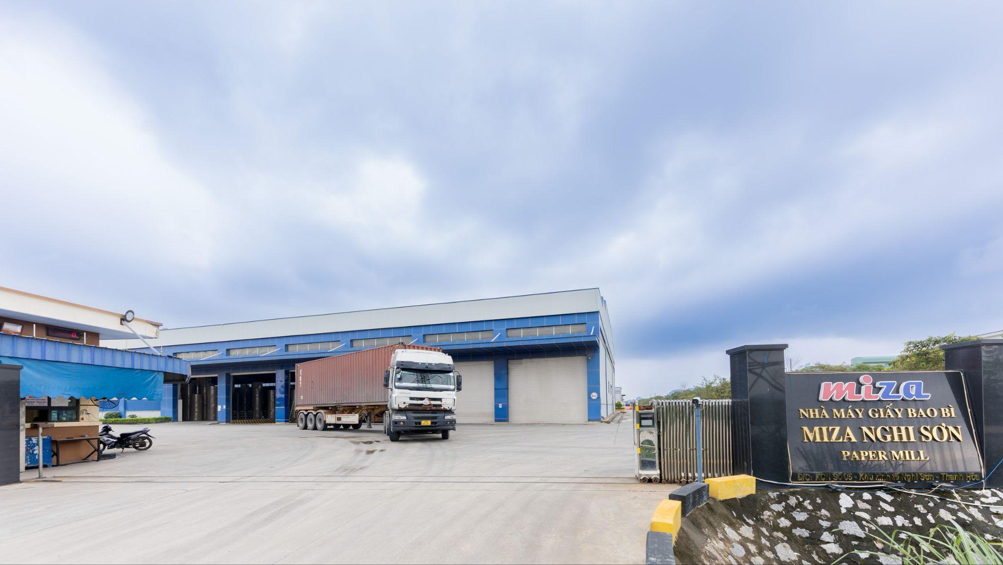 Tưởng đống giấy lộn, ai ngờ lại là "vũ khí" cứu 15,7 triệu cây xanh: Đột nhập nhà máy "hô biến" rác thành tài nguyên tại Thanh Hóa!- Ảnh 2.