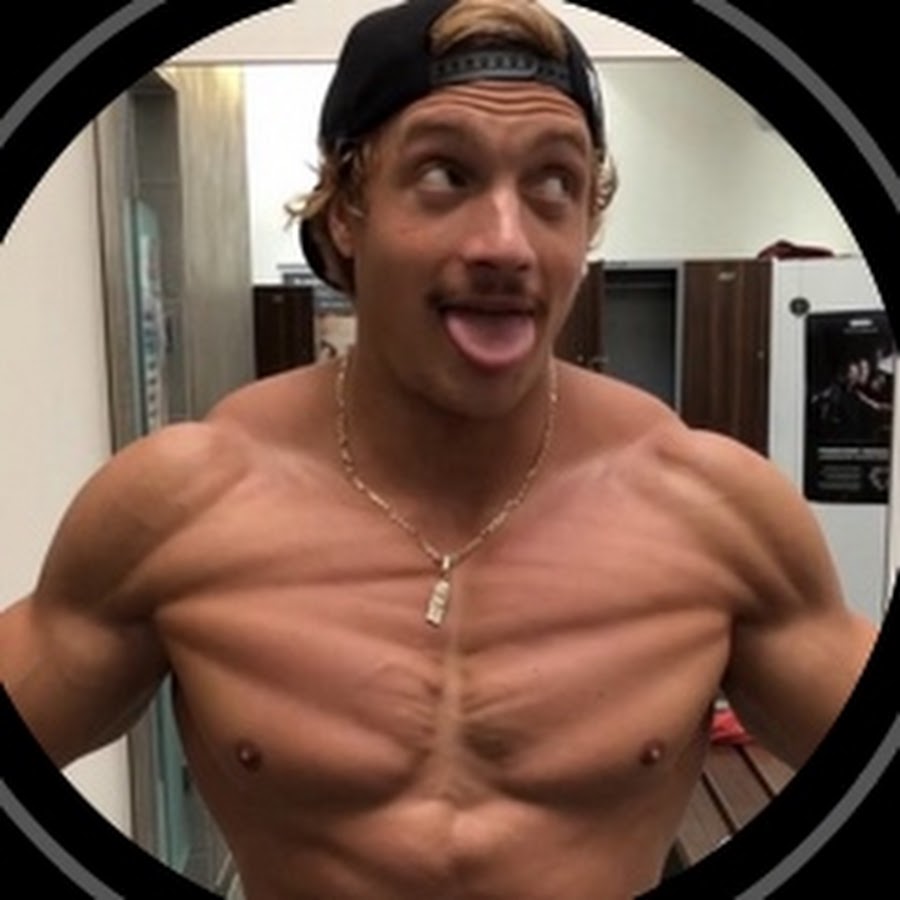 Trai đẹp thể h&igrave;nh sở hữu cơ ngực như ph&iacute;m đ&agrave;n độc lạ nhất thế giới, ai thấy cũng phải "h&aacute; hốc miệng" kinh ngạc- Ảnh 3.