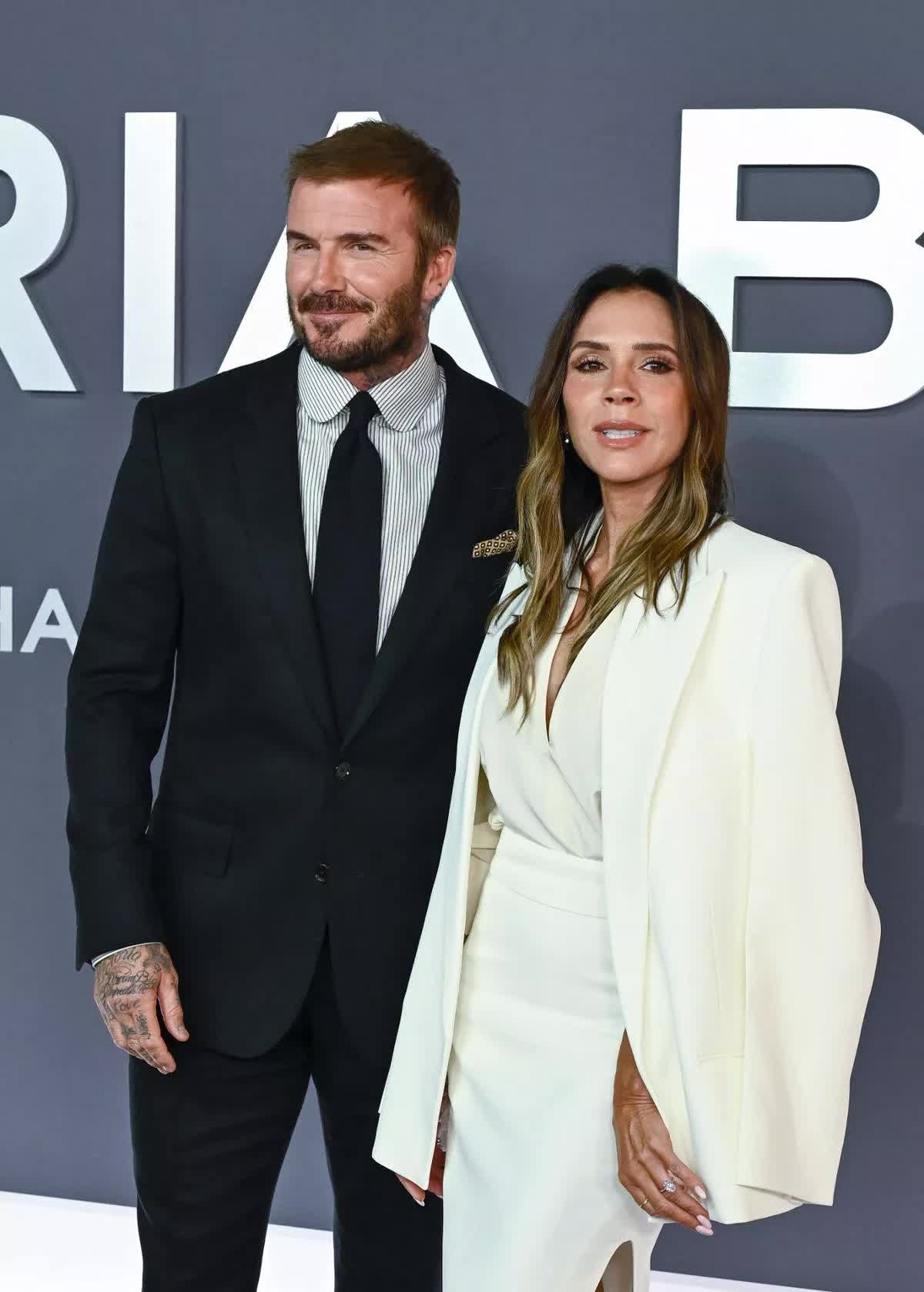 Khối tài sản ròng của David Beckham sau khi được phong tước Hiệp sĩ bị lu mờ bởi 1 đồng đội giàu gấp 20 lần- Ảnh 2. Khối tài sản ròng của David Beckham sau khi được phong tước Hiệp sĩ bị lu mờ bởi 1 đồng đội giàu gấp 20 lần- Ảnh 2.