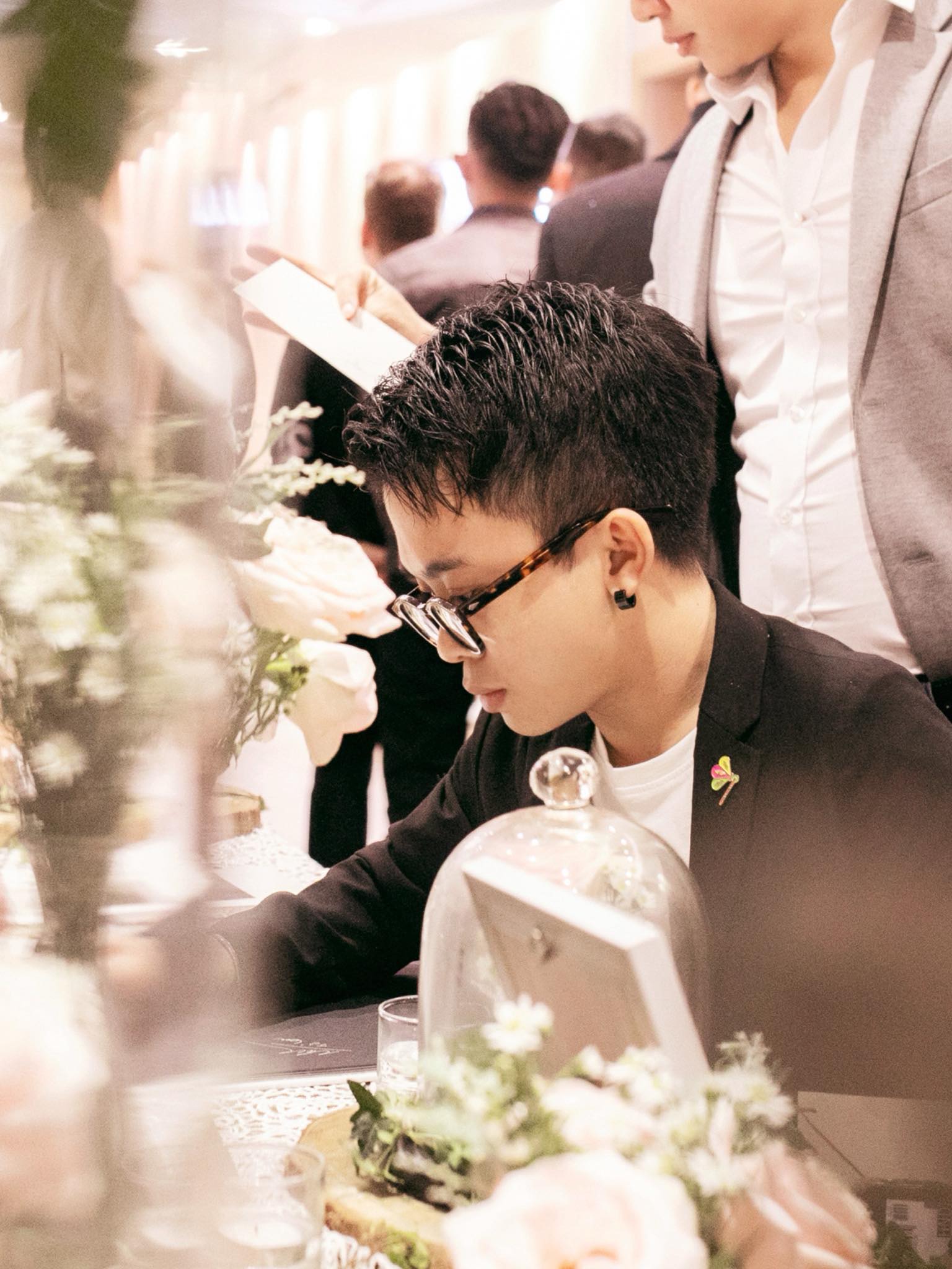 Nam diễn viên 1m26 từng yêu nữ người mẫu cao 1m78 giờ ra sao ở tuổi 32?- Ảnh 1. Nam diễn viên 1m26 từng yêu nữ người mẫu cao 1m78 giờ ra sao ở tuổi 32?- Ảnh 1.