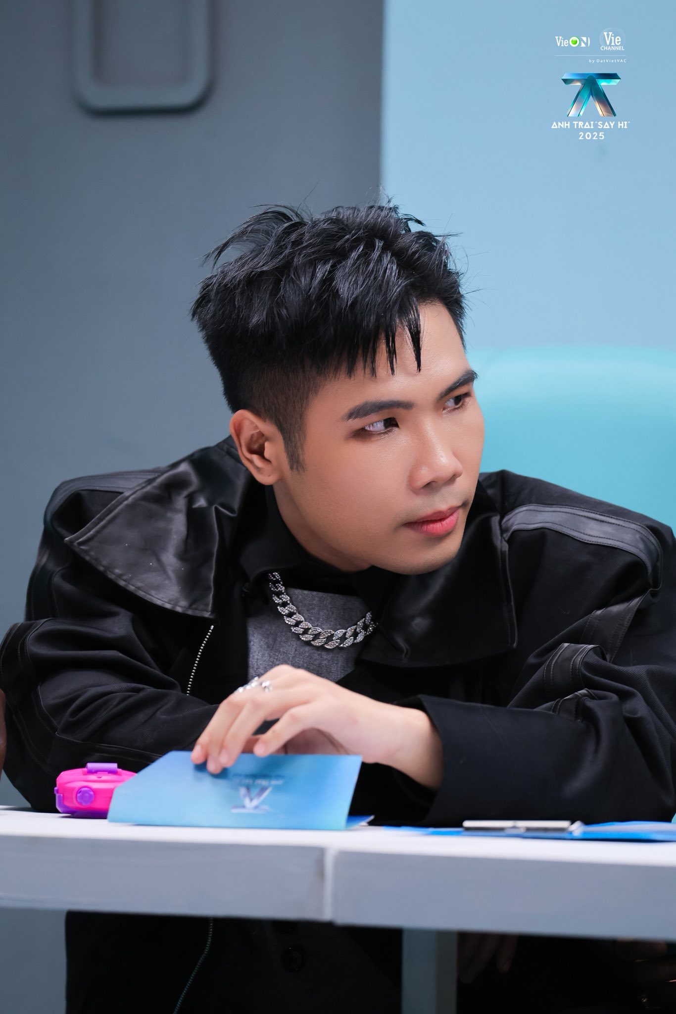 Anh Trai rapper ra 4 bài nhạc khiến Quán quân King of Rap nhức nhối, rap diss cũng có thể văn minh đến thế này!- Ảnh 6. Anh Trai rapper ra 4 bài nhạc khiến Quán quân King of Rap nhức nhối, rap diss cũng có thể văn minh đến thế này!- Ảnh 6.