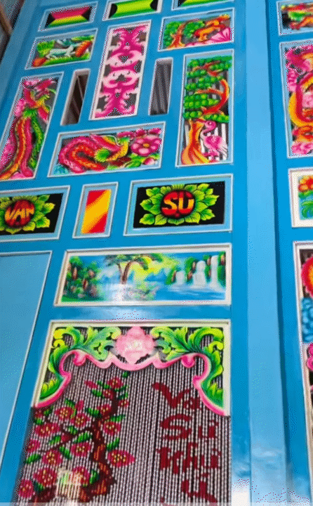 Nhà gỗ miền Tây: Vì sao phải xanh ngắt, hoa văn rực rỡ mới ra đúng chất Nhà gỗ miền Tây: Vì sao phải xanh ngắt, hoa văn rực rỡ mới ra đúng chất