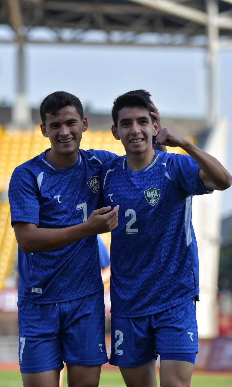 Sút toàn xà ngang cột dọc, U22 Việt Nam thua U22 Uzbekistan- Ảnh 1. Sút toàn xà ngang cột dọc, U22 Việt Nam thua U22 Uzbekistan- Ảnh 1.