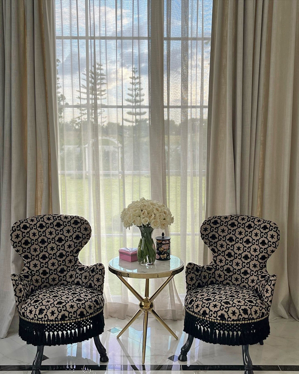 Bên trong biệt thự 8.000m2, gần 140 tỷ của ma nữ đẹp nhất Thái Lan Bên trong biệt thự 8.000m2, gần 140 tỷ của ma nữ đẹp nhất Thái Lan