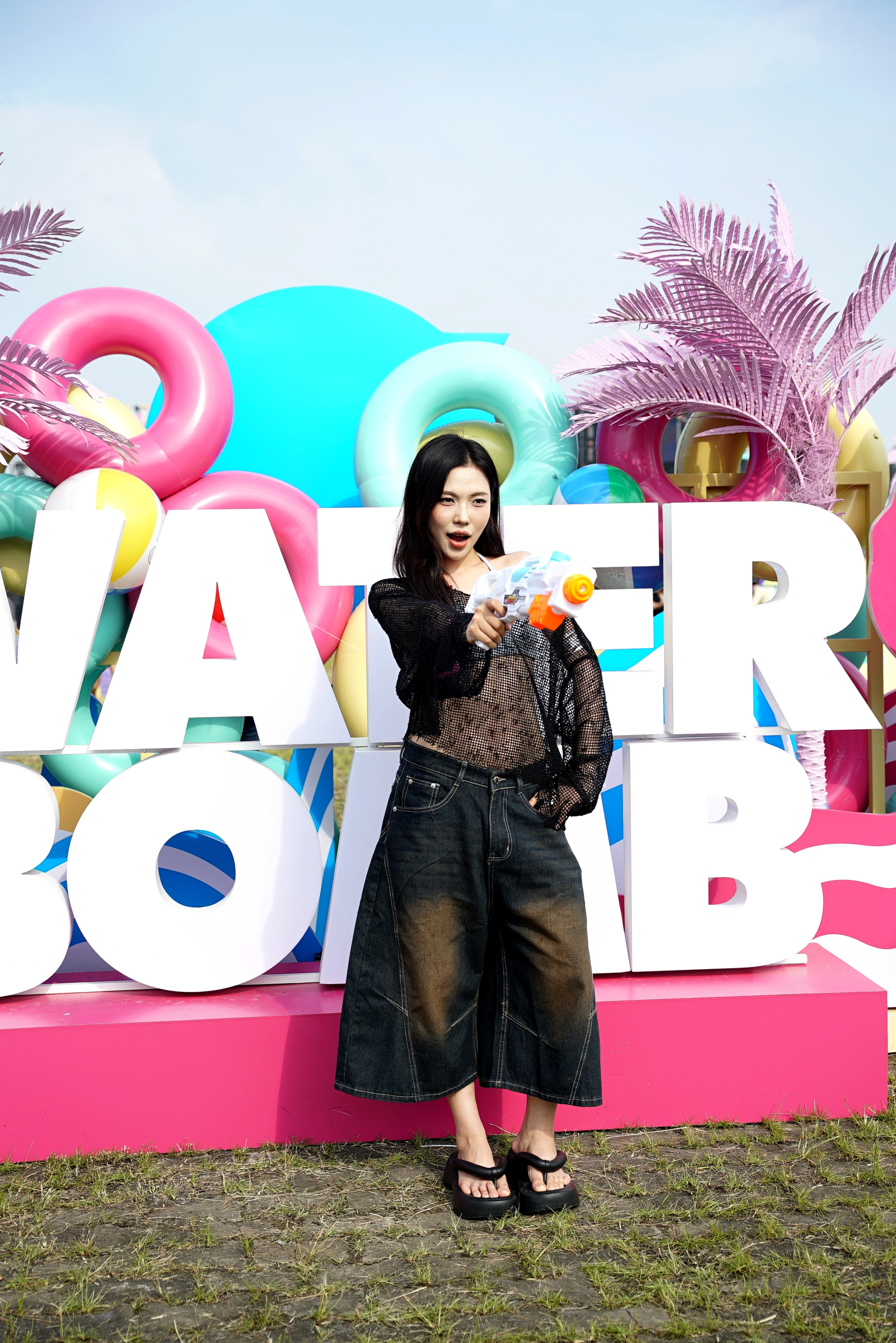 Cập nhật hội gái xinh HOT nhất lúc này: Sẵn sàng "ướt sũng" cùng Bi Rain, Dương Domic tối nay!!!- Ảnh 3.