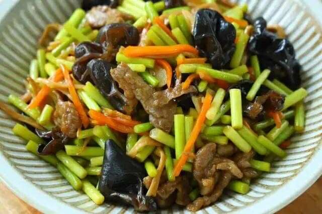 Loại rau này đang vào mùa, đầy ngoài chợ: Dùng nấu món ăn thơm phức, giòn tan lại phòng cúm và ngừa ung thư- Ảnh 6.