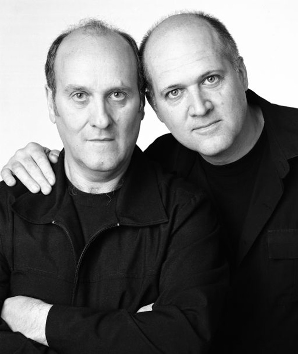 Nhiếp ảnh gia đi tìm 200 người xa lạ giống nhau như sinh đôi để chụp ảnh, kết quả vô cùng chấn động- Ảnh 4.