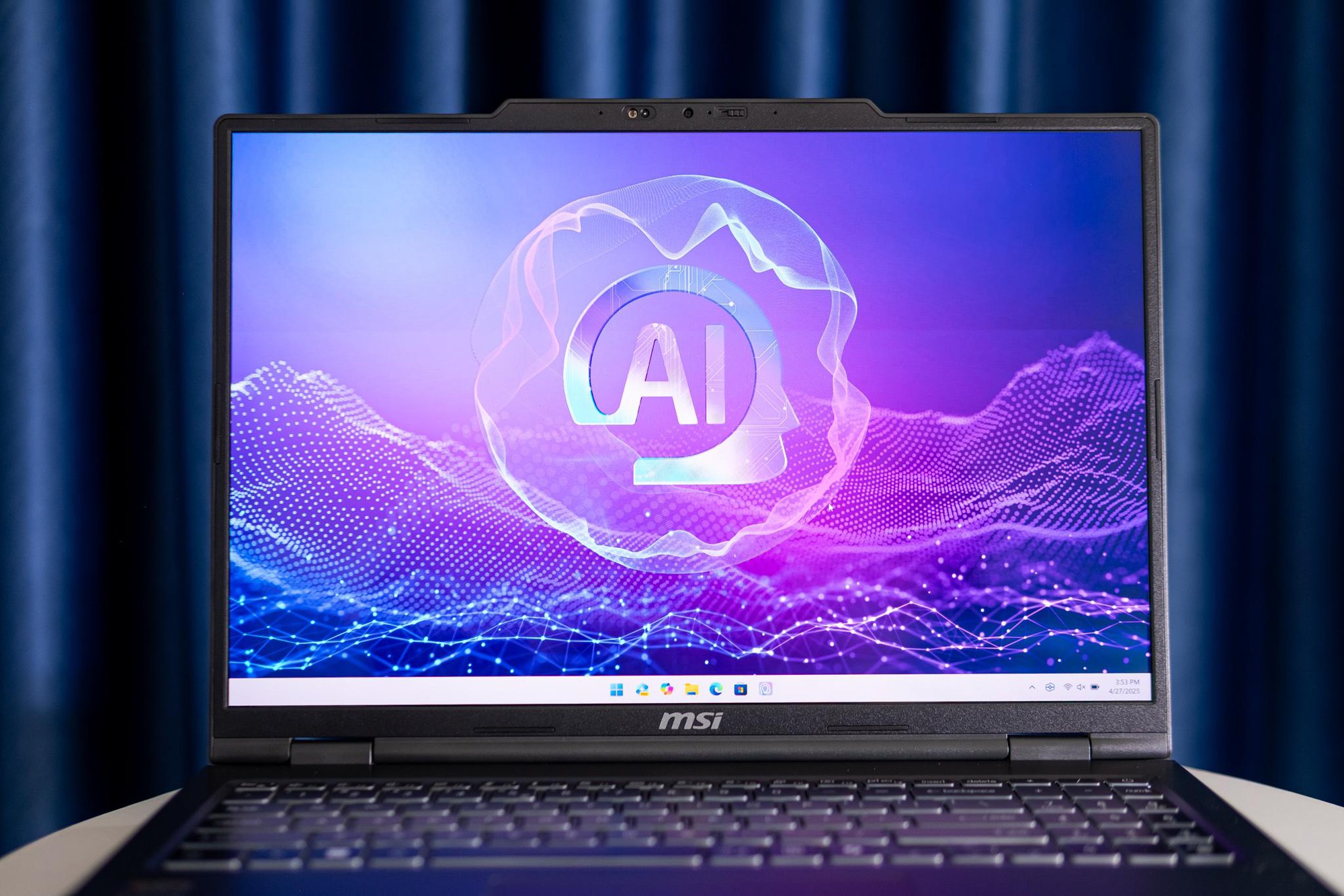 AMD Ryzen AI 7 350: Một CPU cho tất cả, mượt mà từ văn phòng đến gaming- Ảnh 5. AMD Ryzen AI 7 350: Một CPU cho tất cả, mượt mà từ văn phòng đến gaming- Ảnh 5.