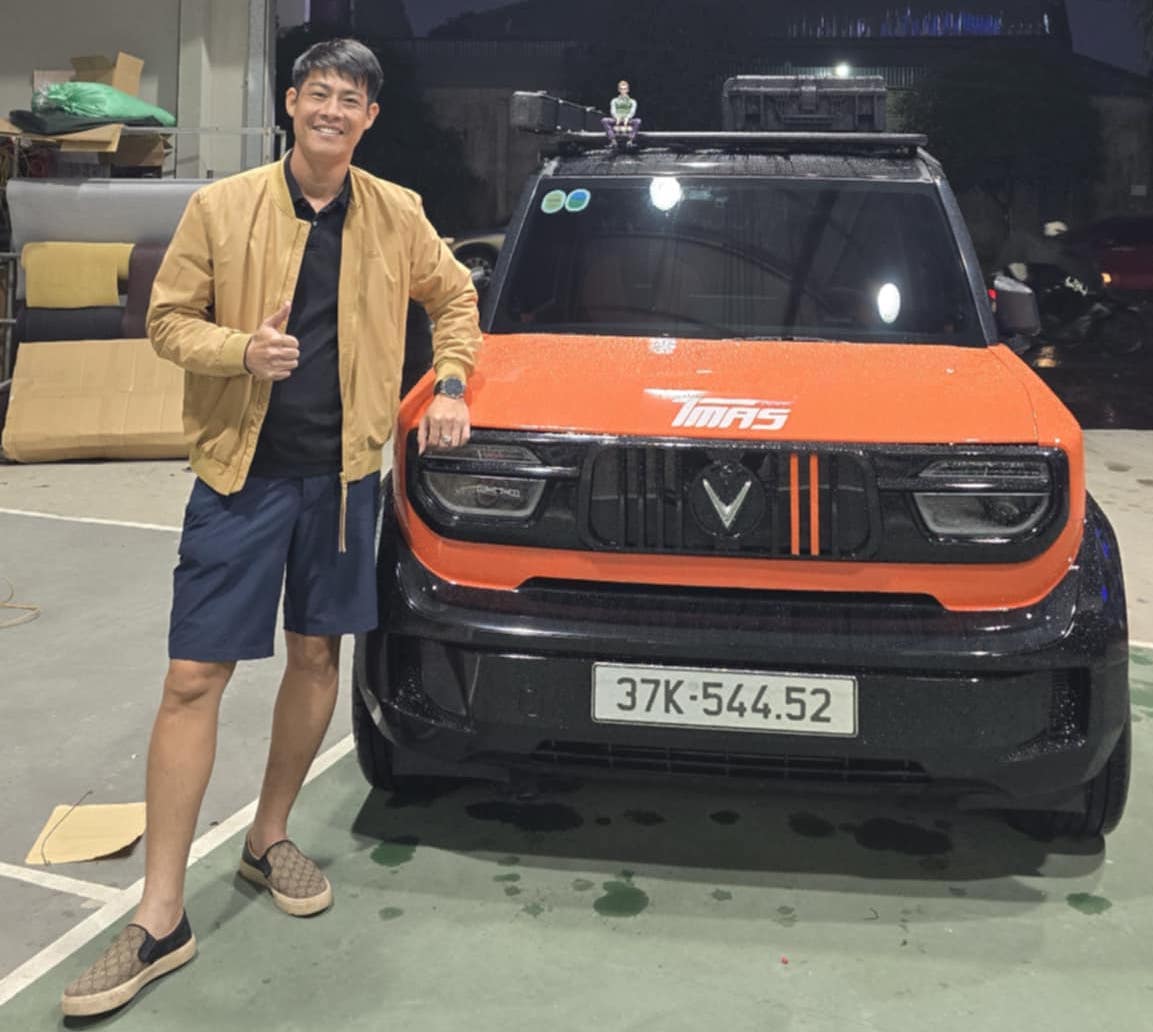 Từng sở hữu cả Camry, Lexus và mobihome nay chỉ trung thành với VinFast, chủ xe chia sẻ: ‘Xe điện là pin dự phòng khổng lồ mà chỉ trải qua bão lụt, mất điện mới nhận ra’- Ảnh 2. Từng sở hữu cả Camry, Lexus và mobihome nay chỉ trung thành với VinFast, chủ xe chia sẻ: ‘Xe điện là pin dự phòng khổng lồ mà chỉ trải qua bão lụt, mất điện mới nhận ra’- Ảnh 2.