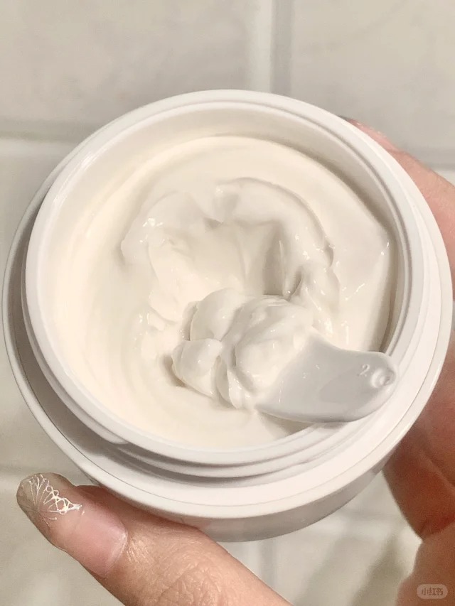 Tại sao tôi nói "không" với kem dưỡng dạng hũ dù giá rẻ hơn?- Ảnh 3.