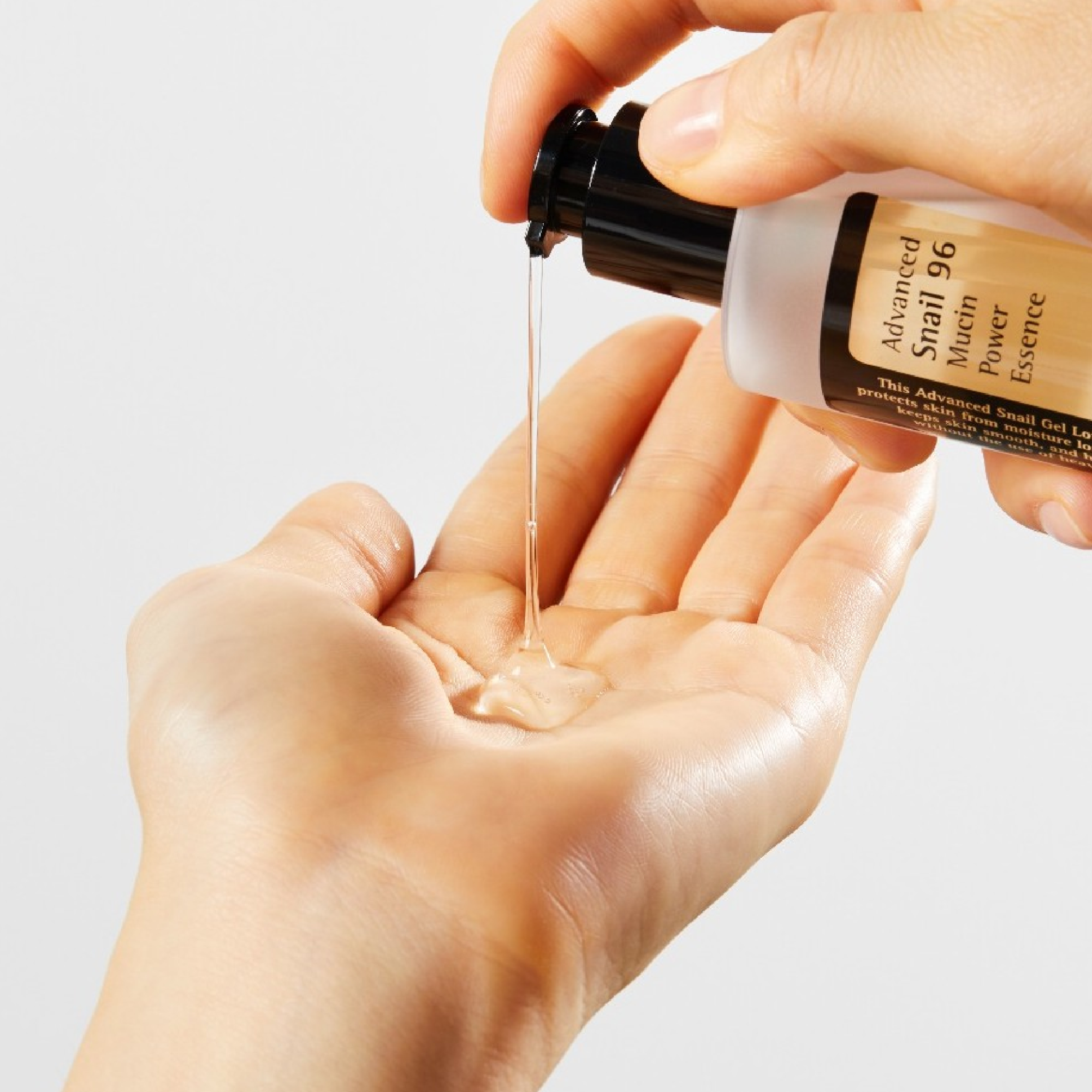 5 thói quen khiến da lên mụn triền miên, còn rãnh nhăn li ti xuất hiện liên tục- Ảnh 7.