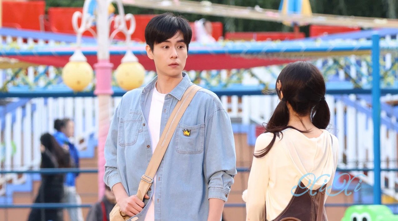 Màn cầu hôn đang viral khắp Trung Quốc: Nhà trai là nam thần học đường cao 1m90, nhà gái ngoan xinh yêu nhất trên đời- Ảnh 5. Màn cầu hôn đang viral khắp Trung Quốc: Nhà trai là nam thần học đường cao 1m90, nhà gái ngoan xinh yêu nhất trên đời- Ảnh 5.