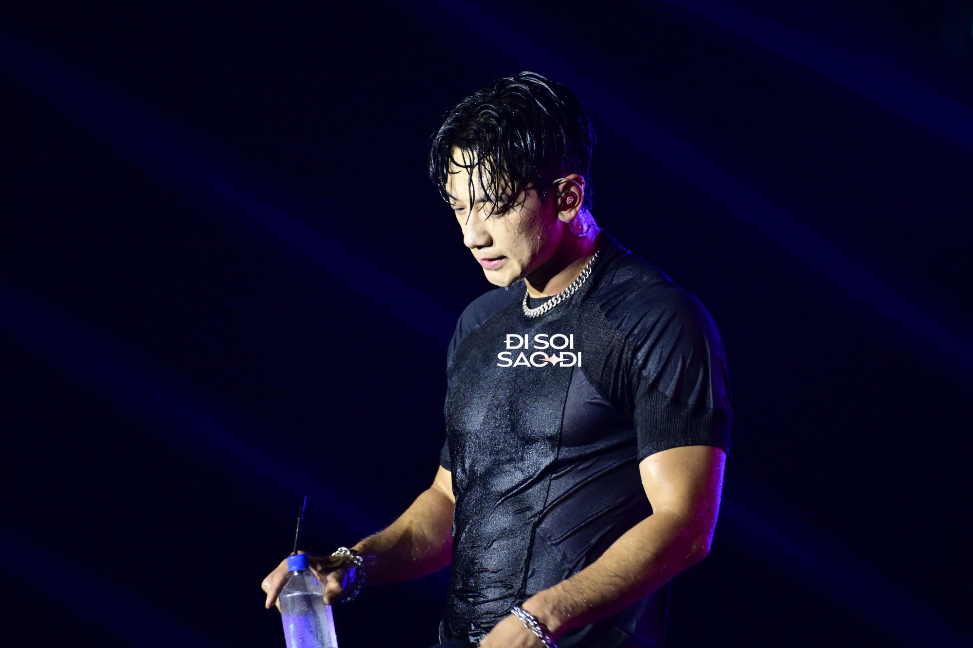 "Ông chú U45" Bi Rain mới đích thực là "bom sex" của WATERBOMB!- Ảnh 6. "Ông chú U45" Bi Rain mới đích thực là "bom sex" của WATERBOMB!- Ảnh 6.