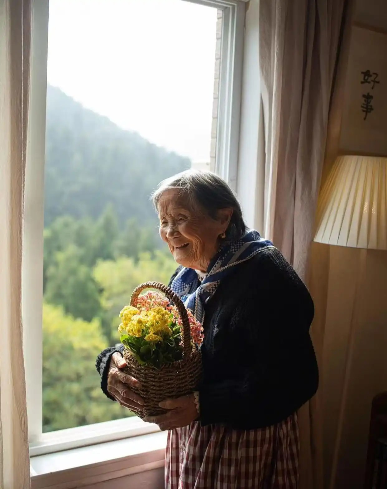 Ngôi nhà của bà cụ 92 tuổi gây xúc động: Như bước ra từ hoạt hình Ghibli, góc nào cũng chữa lành- Ảnh 1. Ngôi nhà của bà cụ 92 tuổi gây xúc động: Như bước ra từ hoạt hình Ghibli, góc nào cũng chữa lành- Ảnh 1.