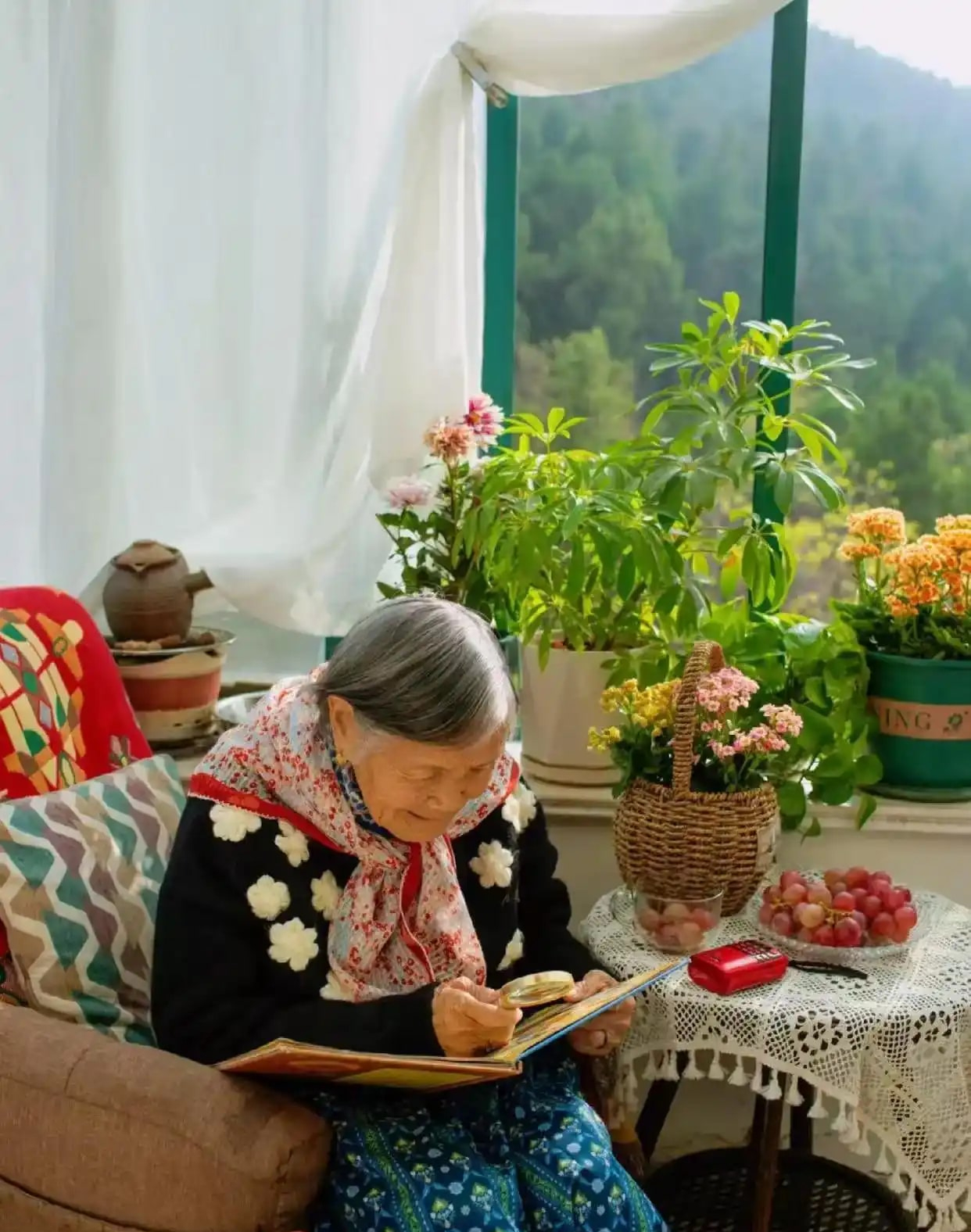 Ngôi nhà của bà cụ 92 tuổi gây xúc động: Như bước ra từ hoạt hình Ghibli, góc nào cũng chữa lành- Ảnh 14. Ngôi nhà của bà cụ 92 tuổi gây xúc động: Như bước ra từ hoạt hình Ghibli, góc nào cũng chữa lành- Ảnh 14.