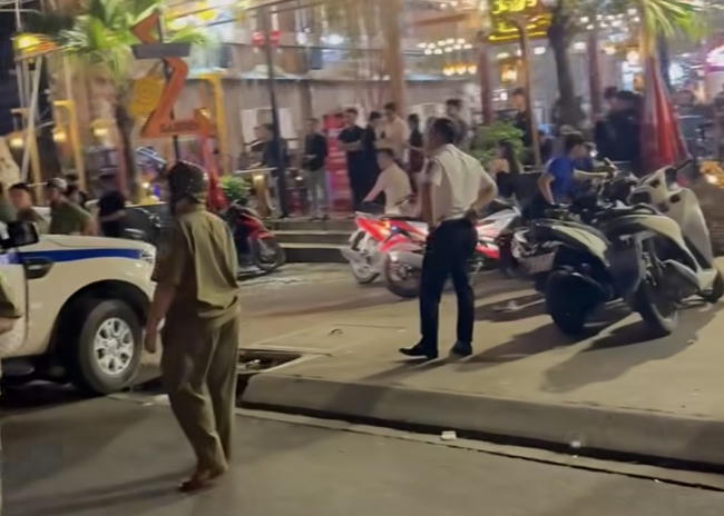 TPHCM: Hỗn chiến từ quán nhậu ra ngoài đường do "mời bia"- Ảnh 4.