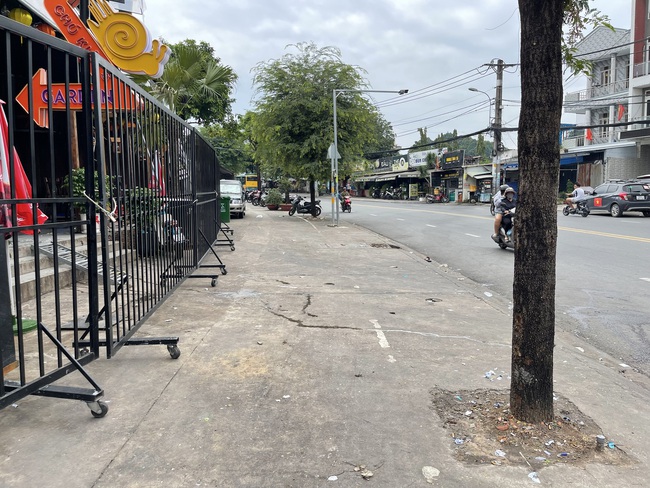 TPHCM: Hỗn chiến từ quán nhậu ra ngoài đường do "mời bia"- Ảnh 1.