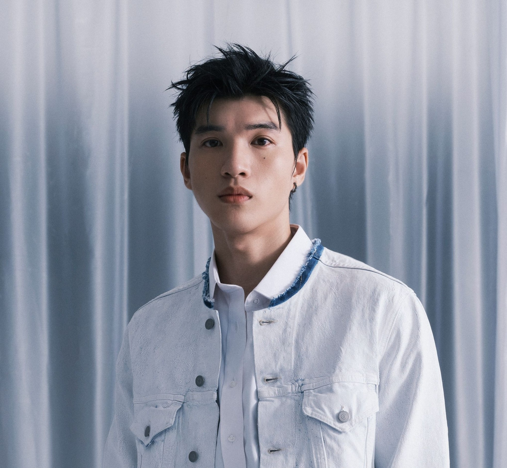 Nam sinh cả thời đi học không một lần được khen thưởng, 8 năm sau trở về trường cũ mà ai cũng ngưỡng mộ- Ảnh 4. Nam sinh cả thời đi học không một lần được khen thưởng, 8 năm sau trở về trường cũ mà ai cũng ngưỡng mộ- Ảnh 4.