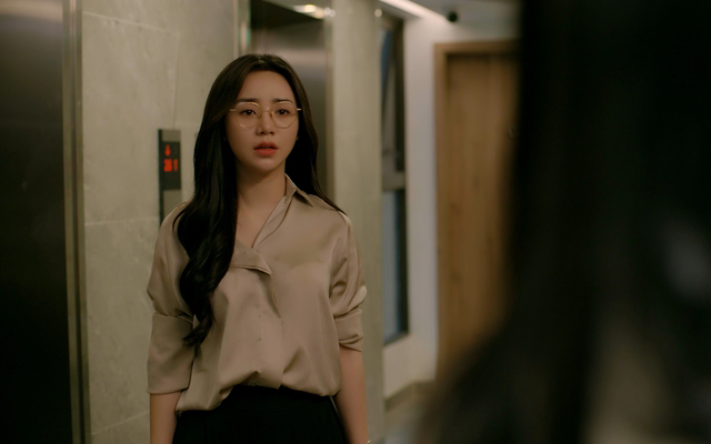 Mỹ nhân Việt đóng liên tiếp 3 phim giờ vàng top 1 rating cả nước, mặt đẹp diễn hay flex cả đời cũng được- Ảnh 2. Mỹ nhân Việt đóng liên tiếp 3 phim giờ vàng top 1 rating cả nước, mặt đẹp diễn hay flex cả đời cũng được- Ảnh 2.