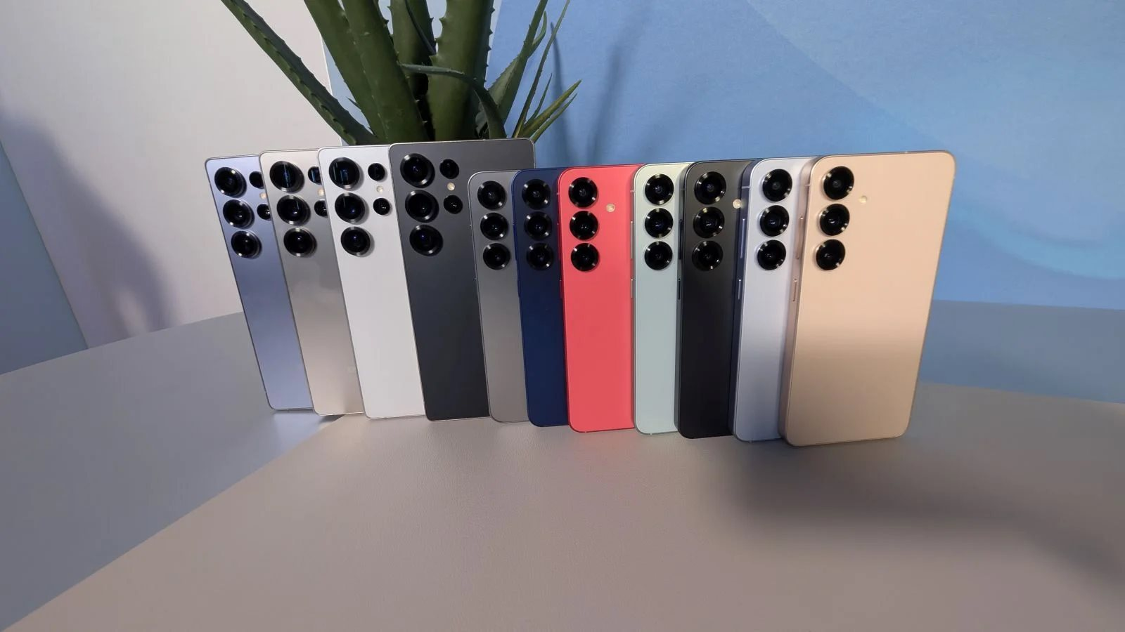 Cây bút công nghệ: "Cầm mẫu điện thoại này đi trên đường, ai cũng phải ngoái lại hỏi tôi máy gì đấy?"- Ảnh 2.