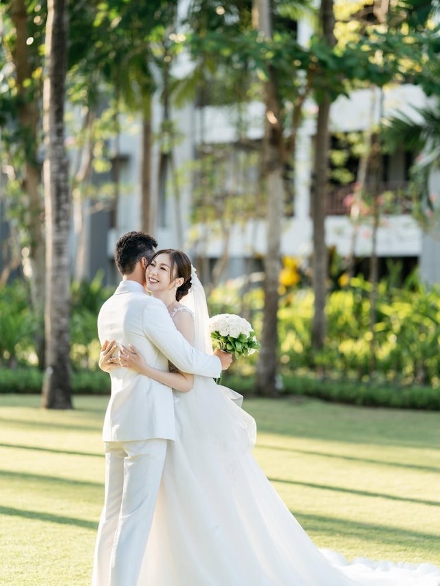 "Mỹ nhân đáng giá 39 tỷ" bất ngờ lên hoa xe lần 2, lập thỏa thuận "2 không" gây choáng với chồng thiếu gia- Ảnh 1. "Mỹ nhân đáng giá 39 tỷ" bất ngờ lên hoa xe lần 2, lập thỏa thuận "2 không" gây choáng với chồng thiếu gia- Ảnh 1.