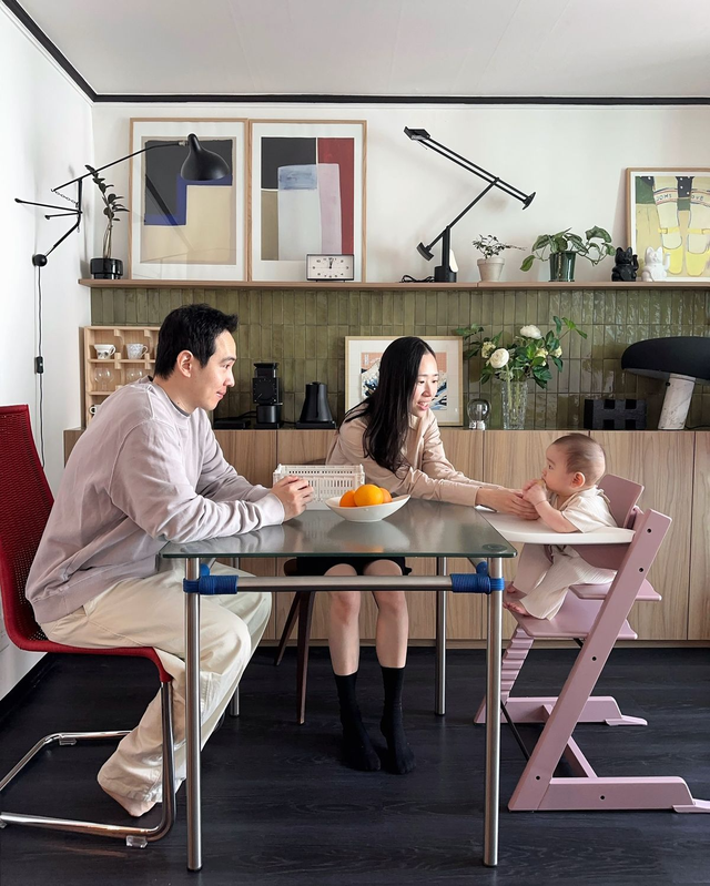 35 tuổi, thu nhập 30 triệu/tháng: Có nhà – có xe – có vàng mà tôi vẫn lo: Gia đình 4 người thế ổn chưa?- Ảnh 1. 35 tuổi, thu nhập 30 triệu/tháng: Có nhà – có xe – có vàng mà tôi vẫn lo: Gia đình 4 người thế ổn chưa?- Ảnh 1.