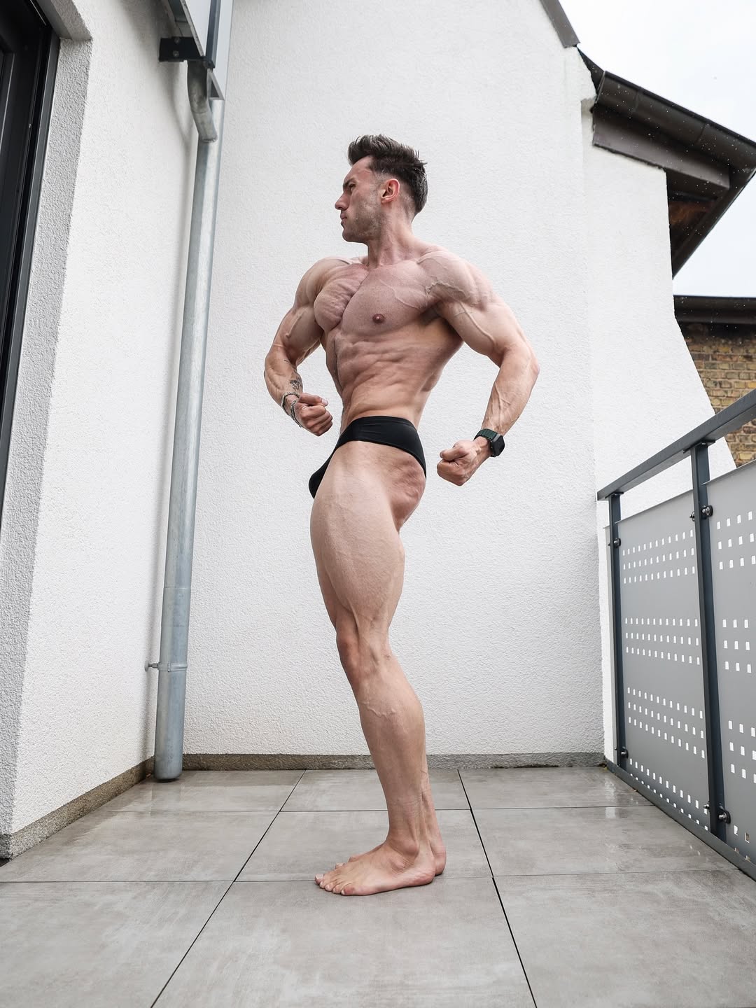 Quái vật thể hình có một không hai trên thế giới, xem ảnh chỉ có sốc- Ảnh 2.