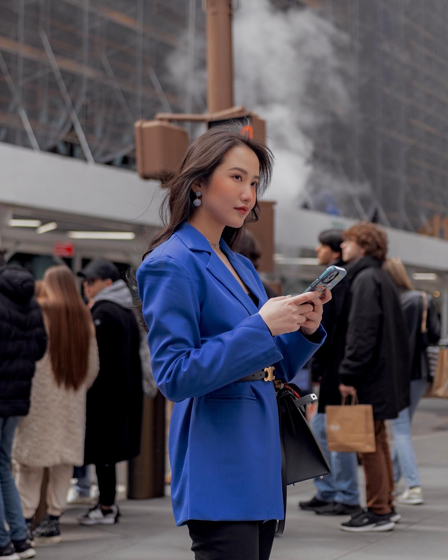 Dâu hào môn Primmy Trương sang chảnh từ hè sang đông, diện toàn màu sắc tươi trẻ đẹp mê- Ảnh 8. Dâu hào môn Primmy Trương sang chảnh từ hè sang đông, diện toàn màu sắc tươi trẻ đẹp mê- Ảnh 8.