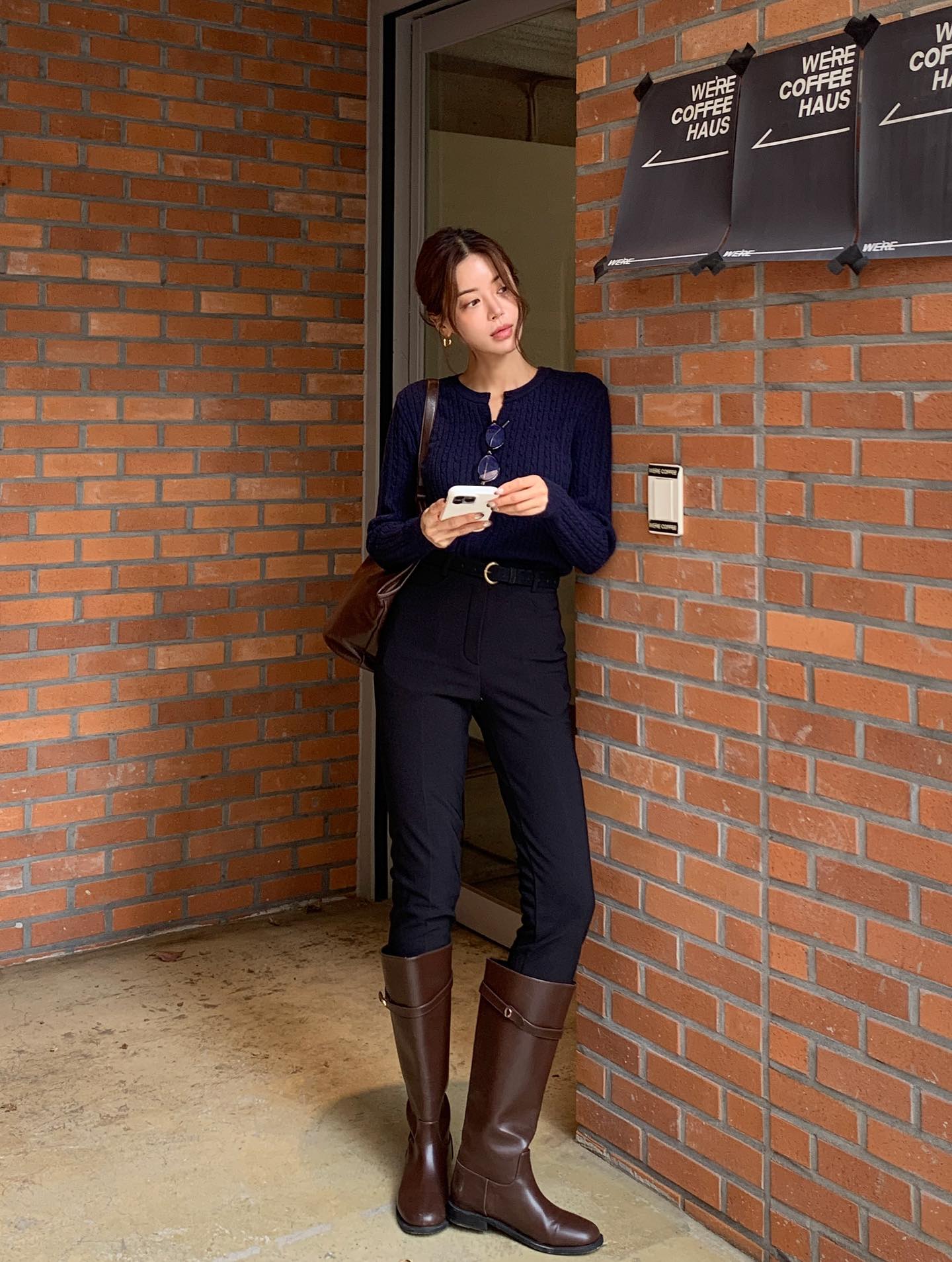 5 mẫu giày sang trọng nhất, nâng cấp toàn bộ outfit- Ảnh 2. 5 mẫu giày sang trọng nhất, nâng cấp toàn bộ outfit- Ảnh 2.