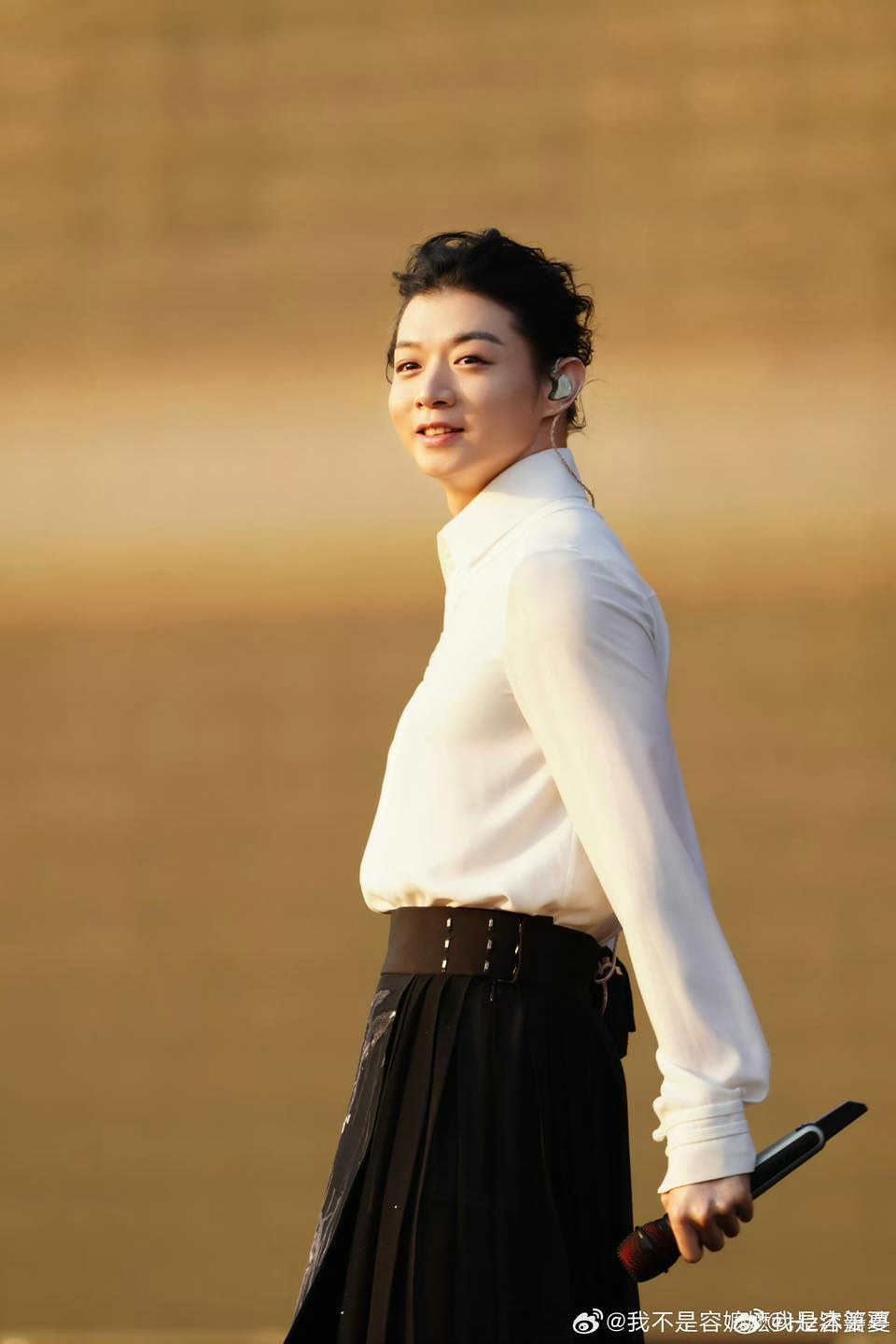 Gỡ lệnh cấm sóng 1 Anh Tài, đời tư bê bối bị show Chông Gai xóa mờ mặt- Ảnh 2.