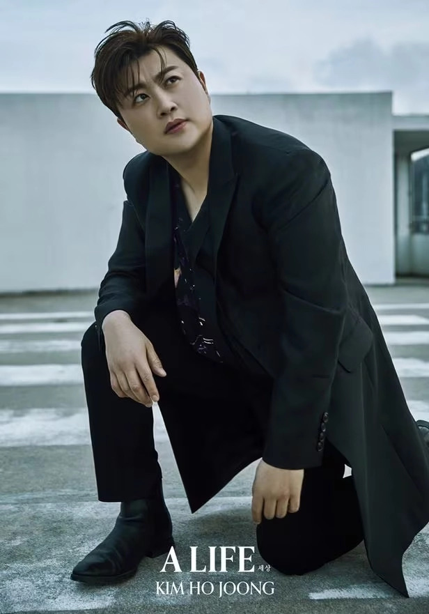 Chấn động tin nam ca sĩ 9X nghi bị uy hiếp trong tù, phải chuyển nóng gần 550 triệu cho quản giáo trại giam?- Ảnh 1. Chấn động tin nam ca sĩ 9X nghi bị uy hiếp trong tù, phải chuyển nóng gần 550 triệu cho quản giáo trại giam?- Ảnh 1.