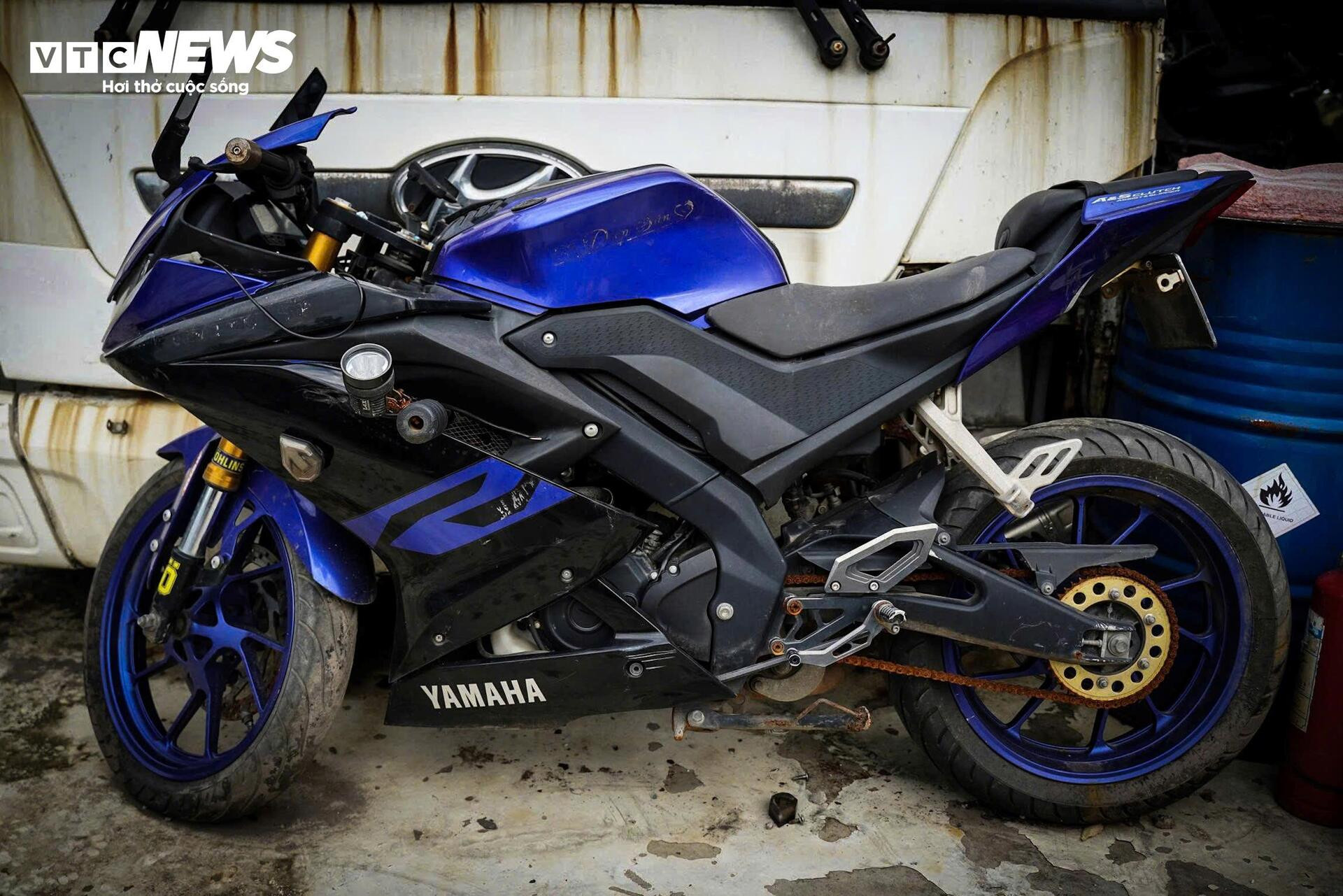 Cận cảnh hàng nghìn phương tiện chất đống trong 'nghĩa địa' xe vi phạm ở Hà Nội- Ảnh 7.