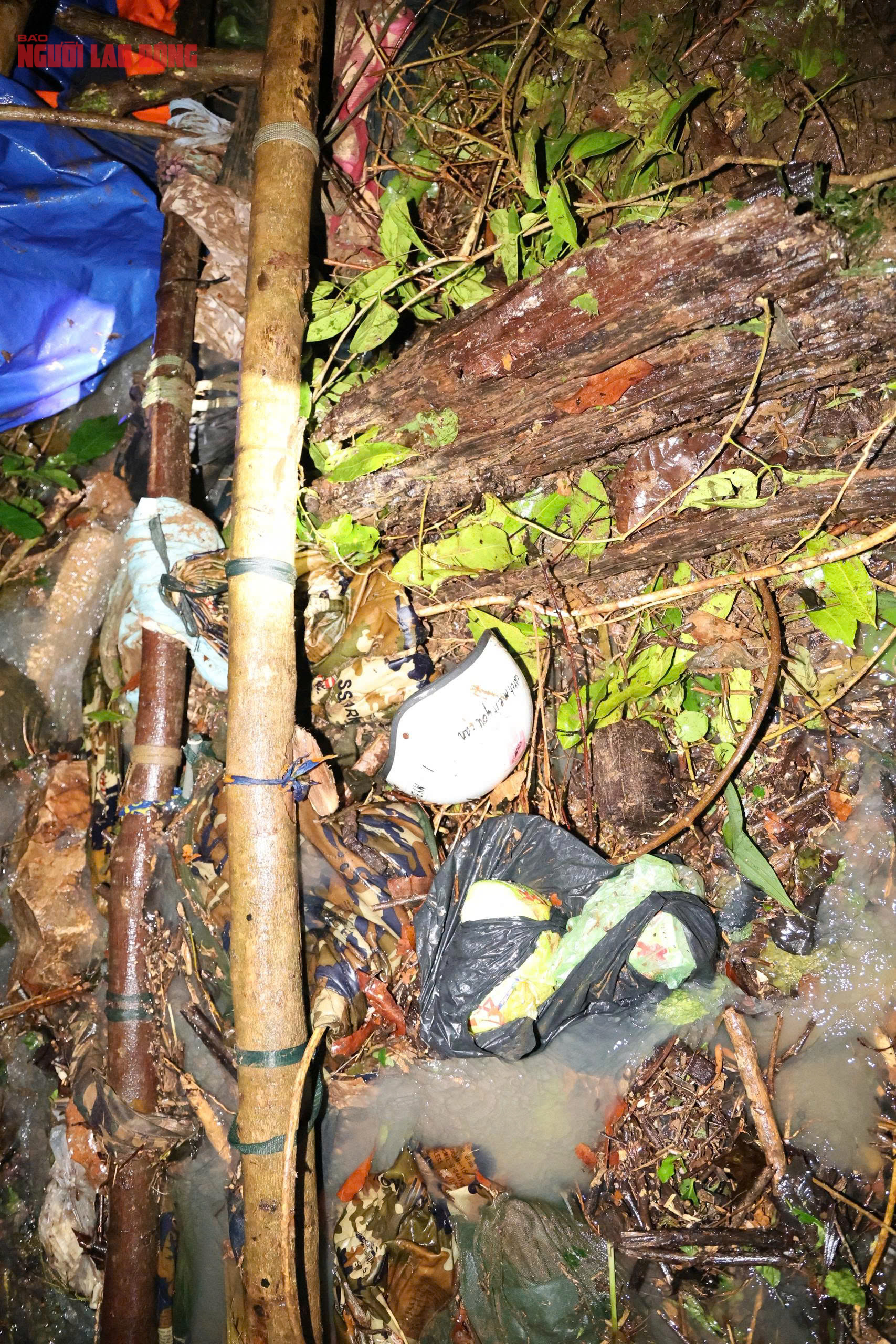 Kh&aacute;nh H&ograve;a: Sạt lở nghi&ecirc;m trọng tr&ecirc;n đ&egrave;o Kh&aacute;nh L&ecirc; v&agrave; Kh&aacute;nh Sơn, &iacute;t nhất 6 người chết- Ảnh 3.