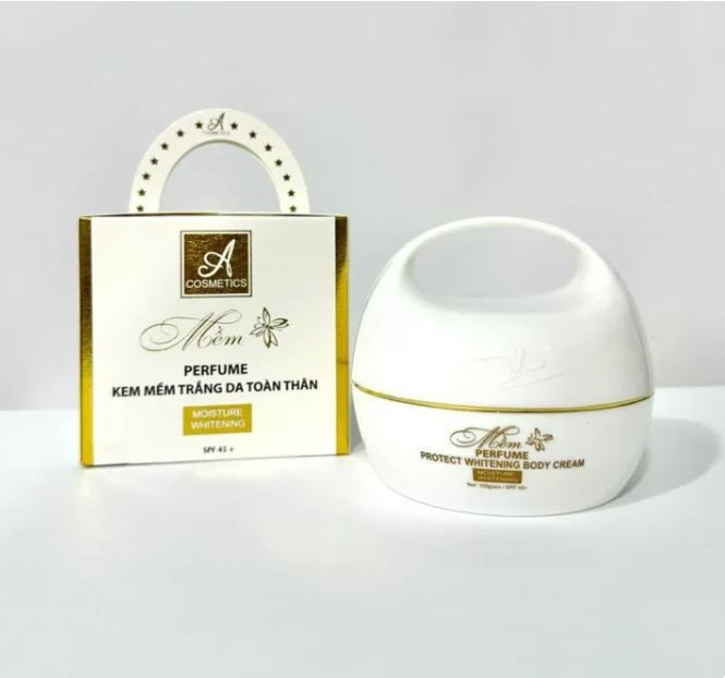 Thu hồi lô kem chống nắng ghi SPF 45+ kiểm nghiệm chỉ đạt 2- Ảnh 1. Thu hồi lô kem chống nắng ghi SPF 45+ kiểm nghiệm chỉ đạt 2- Ảnh 1.