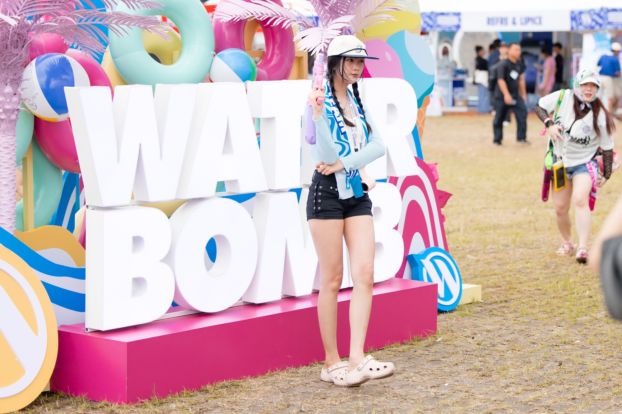 WATERBOMB HOCHIMINH 2025: Hơn 20 nghệ sĩ Việt - Hàn tạo nên những khoảnh khắc để đời, thị trường concert nội địa được nâng tầm- Ảnh 18. WATERBOMB HOCHIMINH 2025: Hơn 20 nghệ sĩ Việt - Hàn tạo nên những khoảnh khắc để đời, thị trường concert nội địa được nâng tầm- Ảnh 18.