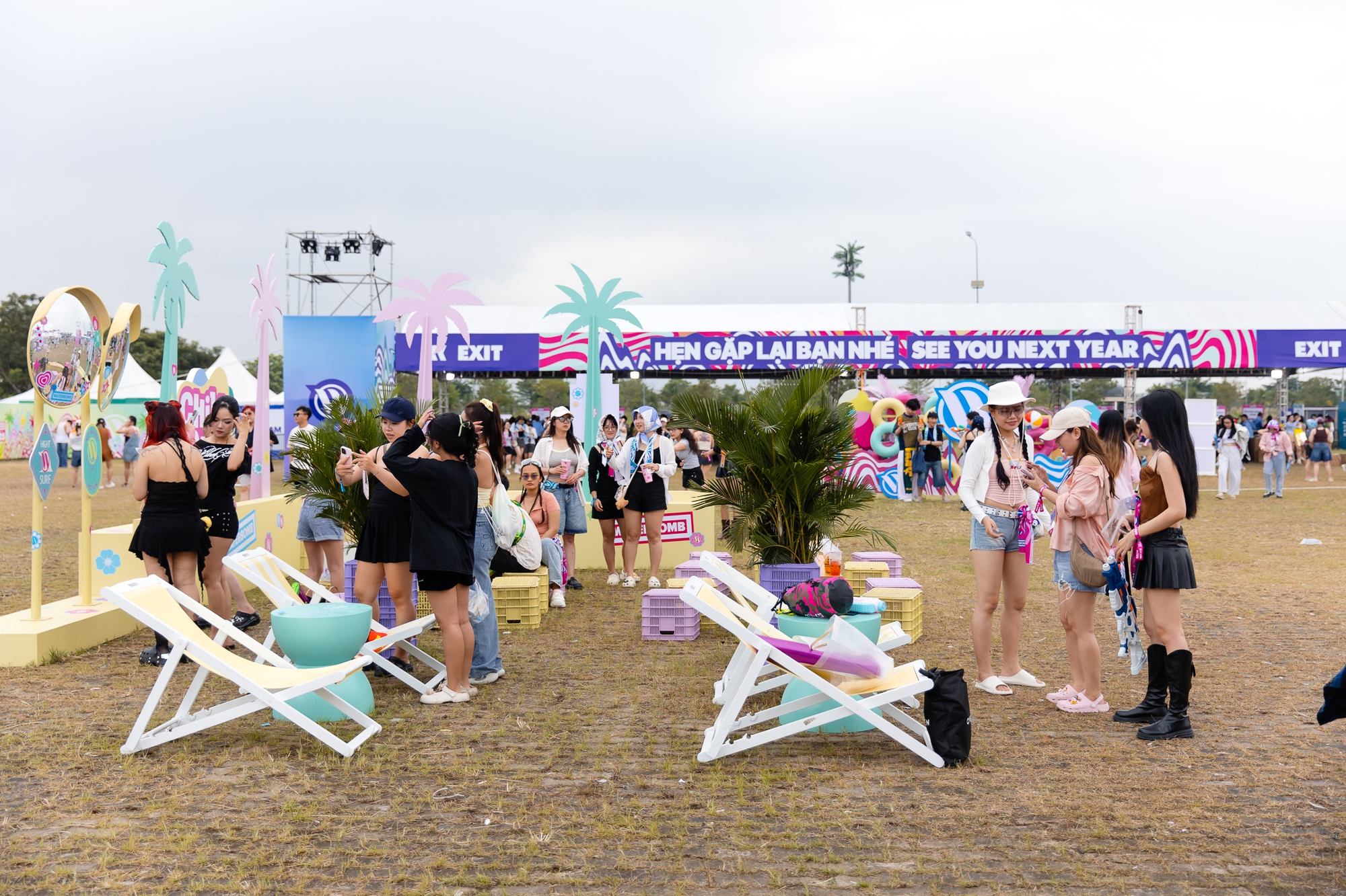 WATERBOMB HOCHIMINH 2025: Hơn 20 nghệ sĩ Việt - Hàn tạo nên những khoảnh khắc để đời, thị trường concert nội địa được nâng tầm- Ảnh 17. WATERBOMB HOCHIMINH 2025: Hơn 20 nghệ sĩ Việt - Hàn tạo nên những khoảnh khắc để đời, thị trường concert nội địa được nâng tầm- Ảnh 17.