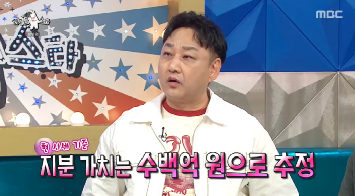 Kinh hoàng cảnh diễn viên ngã gục trên trường quay, lâm vào tình trạng nguy kịch- Ảnh 4. Kinh hoàng cảnh diễn viên ngã gục trên trường quay, lâm vào tình trạng nguy kịch- Ảnh 4.