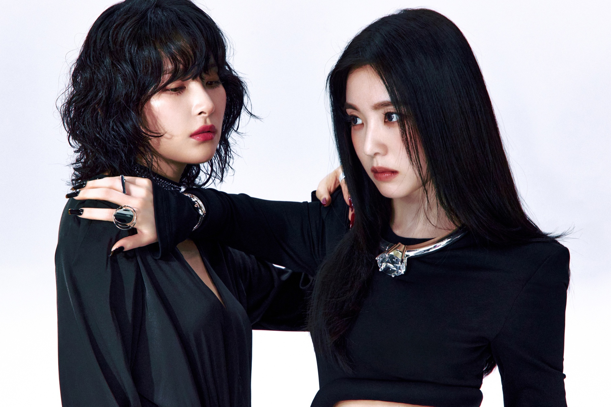 Đệ nhất mỹ nhân đẹp đến mức 11 năm không ai soán ngôi, bị tẩy chay rồi lại Đệ nhất mỹ nhân đẹp đến mức 11 năm không ai soán ngôi, bị tẩy chay rồi lại