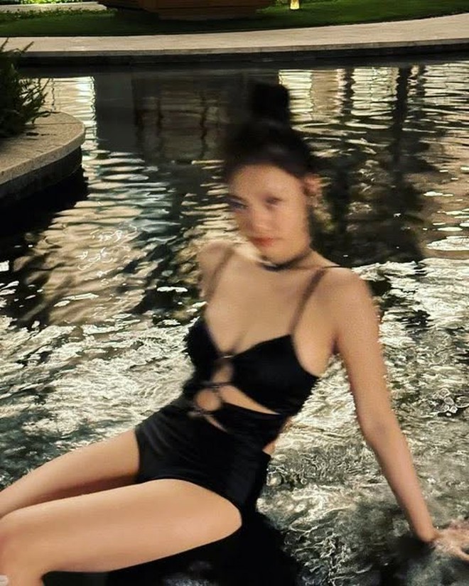 Đôi chân gầy guộc như sắp gãy của Ningning- Ảnh 11.