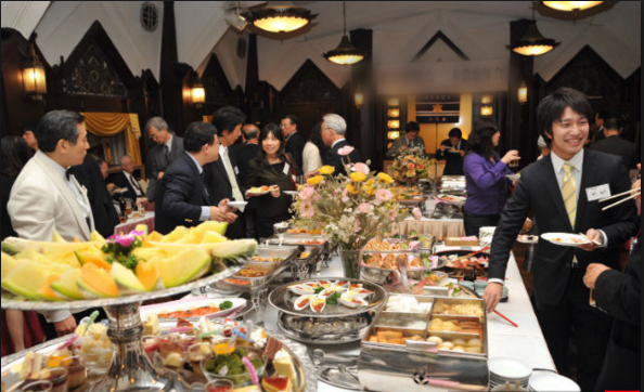 Đồng nghiệp nghỉ hưu mời cả phòng ăn tiệc rồi đột ngột rời đi, tôi đành thanh toán 15 triệu đồng: Về nhà nhận được 1 tin nhắn thay đổi cả cuộc đời- Ảnh 1. Đồng nghiệp nghỉ hưu mời cả phòng ăn tiệc rồi đột ngột rời đi, tôi đành thanh toán 15 triệu đồng: Về nhà nhận được 1 tin nhắn thay đổi cả cuộc đời- Ảnh 1.