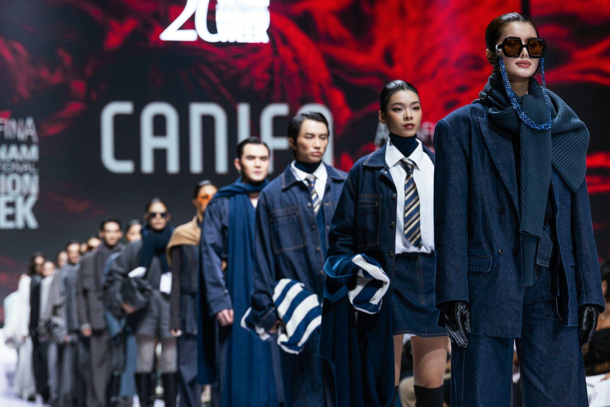 AVIFW “Timeless bonding” Canifa by Lê Hà - khi thời trang chạm đến sự kết nối- Ảnh 6. AVIFW “Timeless bonding” Canifa by Lê Hà - khi thời trang chạm đến sự kết nối- Ảnh 6.