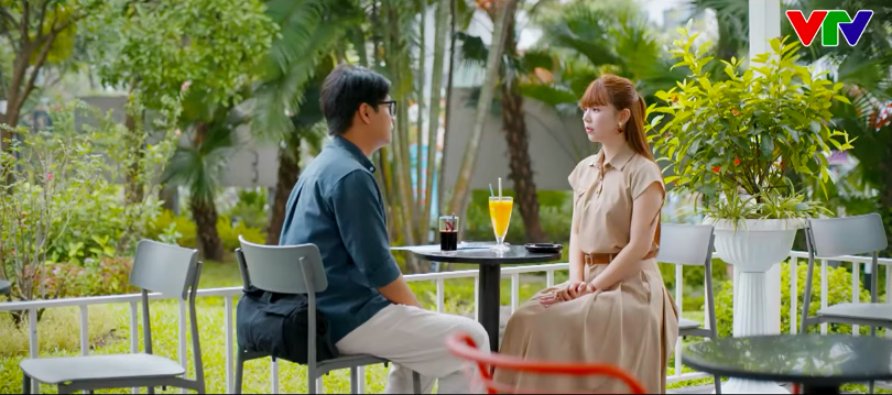 Nữ chính phim Việt giờ vàng được khen nức nở vì quá xinh, khán giả rần rần hỏi địa chỉ mua váy áo- Ảnh 2. Nữ chính phim Việt giờ vàng được khen nức nở vì quá xinh, khán giả rần rần hỏi địa chỉ mua váy áo- Ảnh 2.